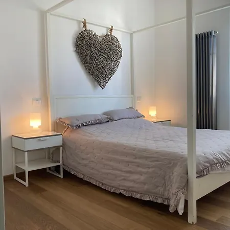 Ginevra's * Sarzana